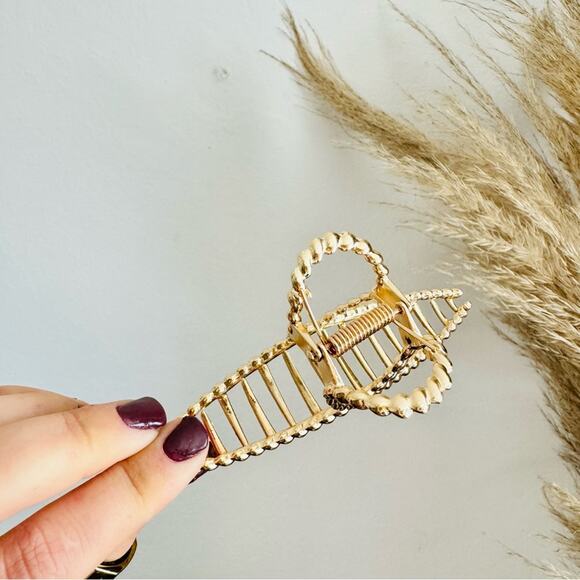 NEW ANTHROPOLOGIE Jumbo XL Rectangular Open Gold Metal Hair Claw Clip Set Duo 2 - Picture 8 of 11